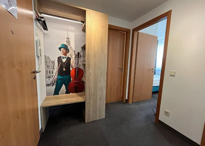 Gemuetliches Mit Blick Zur Frauenkirche